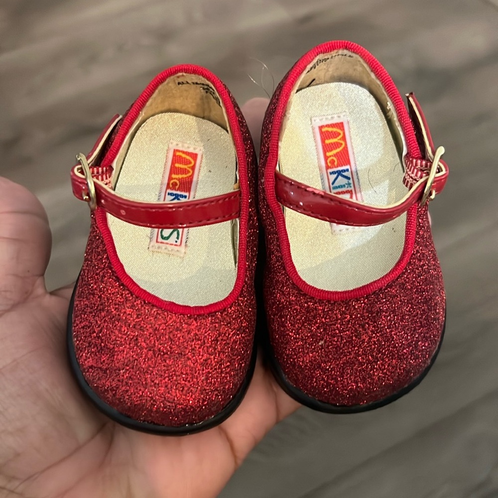 Mc Kids size 1 Mary Jane baby shoes